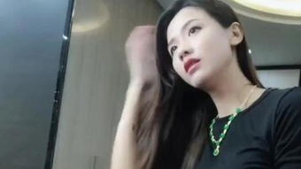 美丽与智慧并重——揭秘我的漂亮女邻居的时尚生活