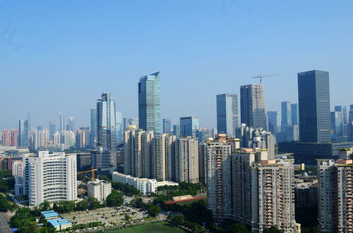《解码二三线城市：新经济引擎的秘密》