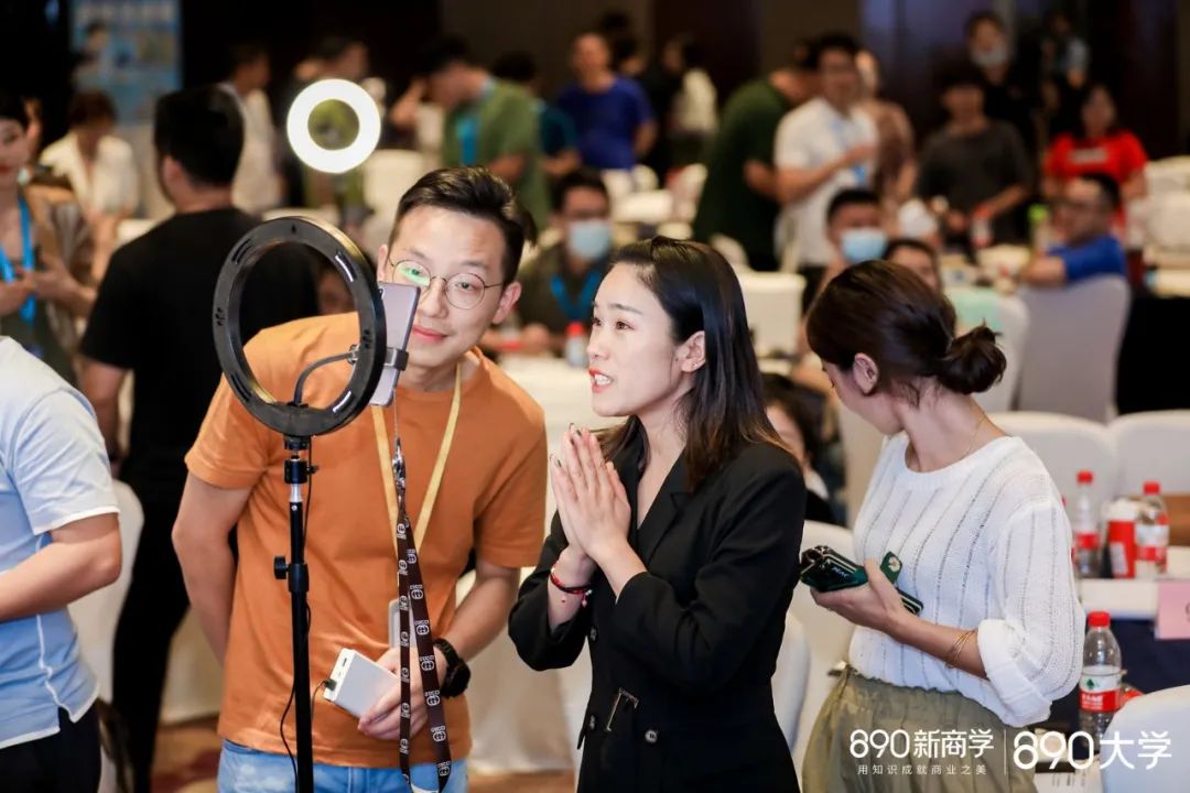 怎么在抖音上直播赚钱,新手从0开始做直播教程,怎么在抖音上直播
