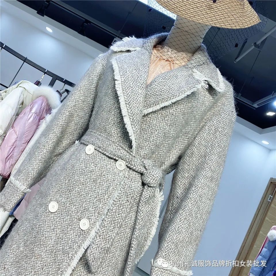 女装大牌尾货批发哪里便宜,最便宜服装批发货源,女装尾货批发哪里便宜