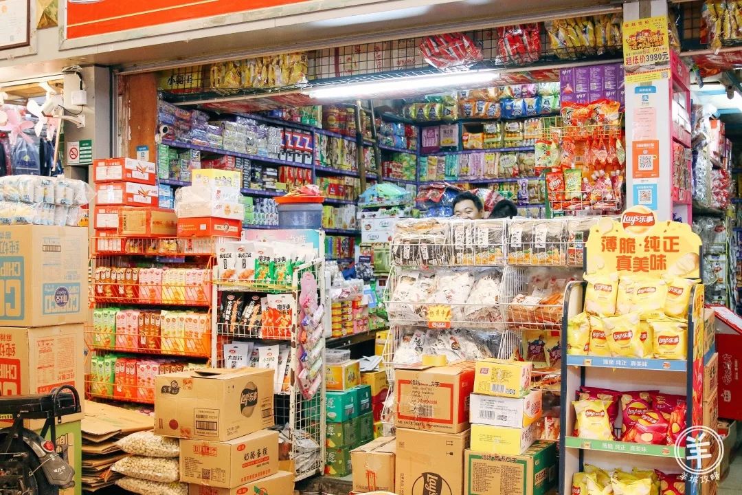 广州比较便宜批发市场「最新衣服批发商的进货渠道」