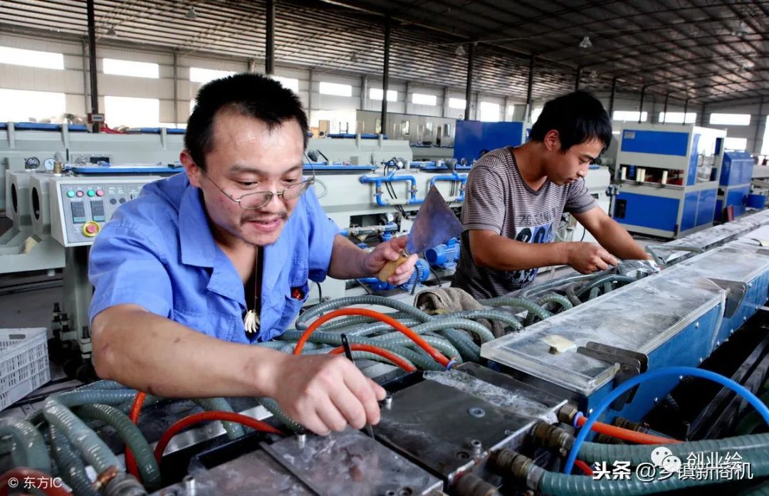 生产什么不愁销路的小型加工厂,推荐一万元小型加工厂项目,不愁销路的小型加工厂