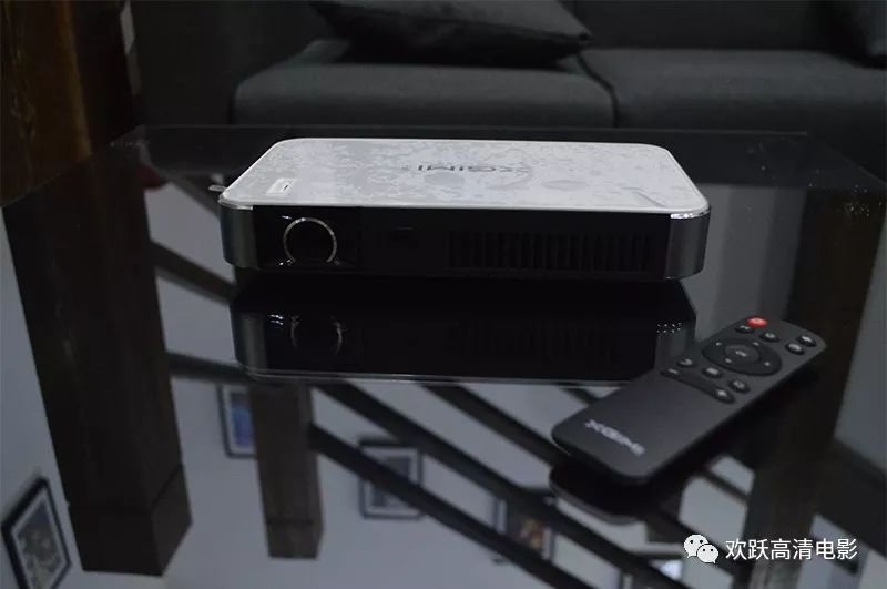 极米投影仪怎么样看电视直播,目前较好的家用投影仪,极米投影仪怎么样