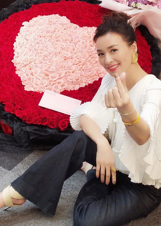 果冻口红哪个牌子好,不沾杯口红排行榜,果冻口红