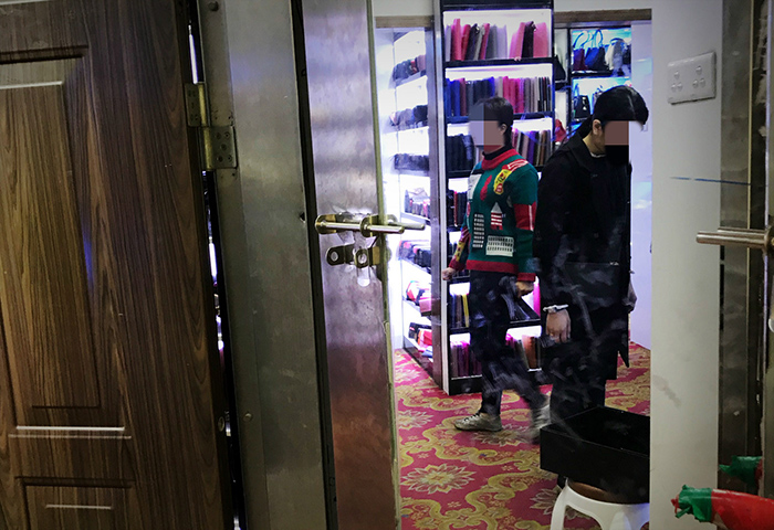 广州三元里皮具批发城怎么走,三元里批发买包包哪里便宜,广州三元里皮具批发城