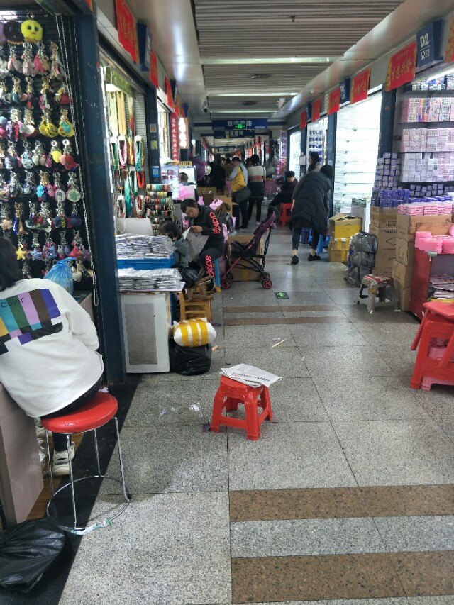 深圳义乌小商品批发市场具体批发什么,比较畅销的小商品介绍,深圳义乌小商品批发市场