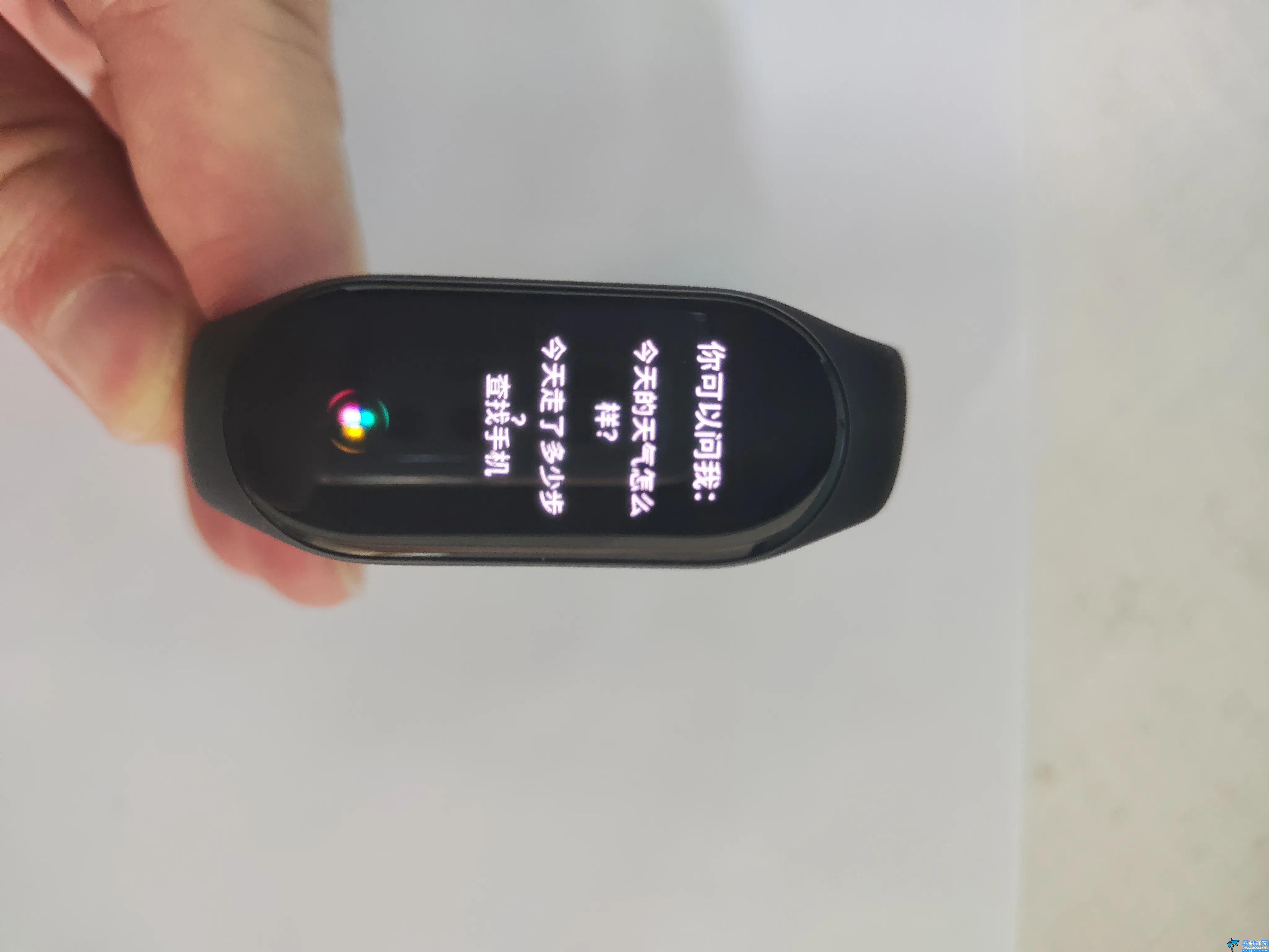 小米手环首次怎么开机,小米手环第一次激活的教程