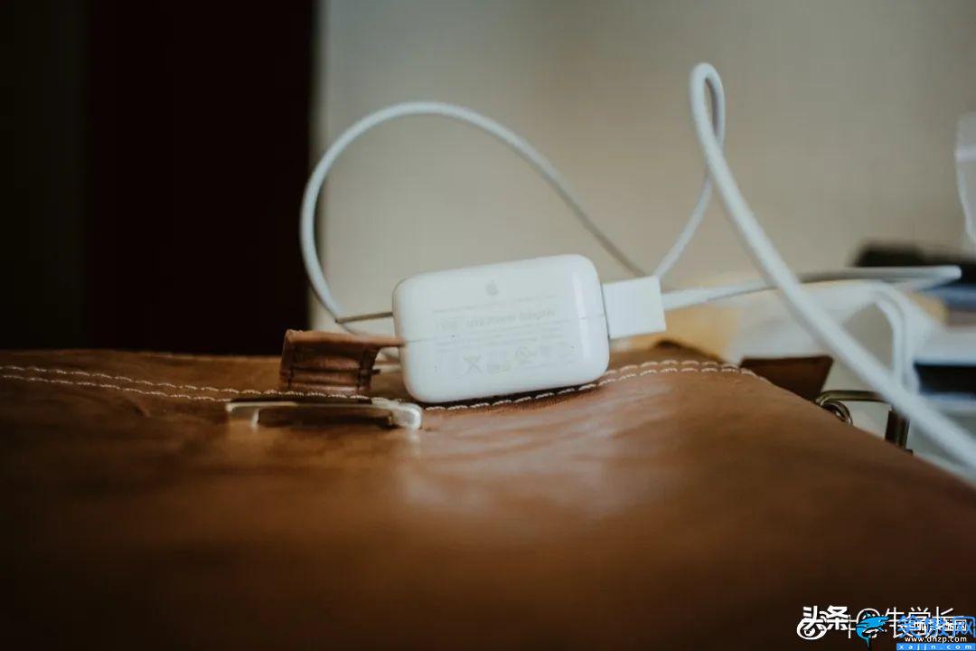平板突然充不进电了是为什么,IPAD电池故障的解决办法