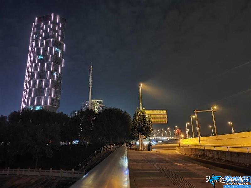 一加9rt怎么样值得入手么,全能的直屏机皇,一加9RT评测