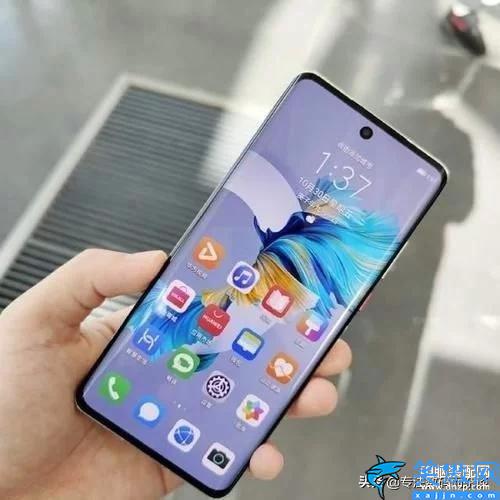 华为nova7和nova8哪个好看,华为Nova8对比Nova7