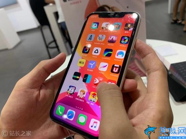 苹果绿屏是什么原因,苹果手机绿屏的原因介绍